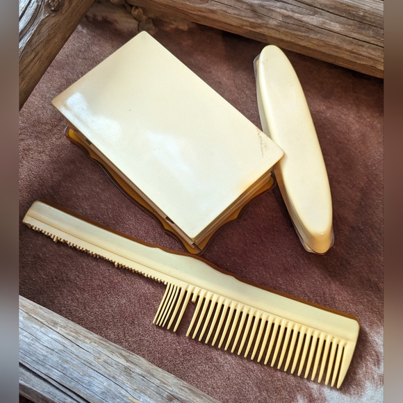Antique 1930-1940 Celluloid Vanity 3 Piece Set - Picture 3 of 10